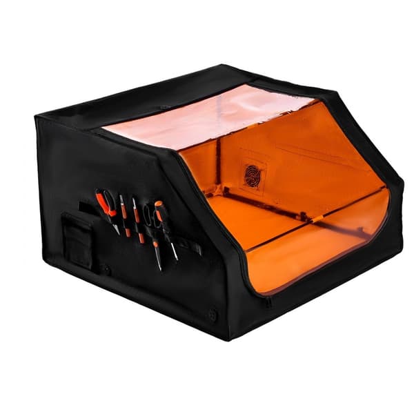 Lasergraveringskabinet 31,5 x 31,5 x 19,6 cm, brandsikkert beskyttelsesdæksel, holdbar konstruktion, ideel til værksteder.