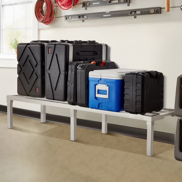 Aluminiumsstativ 60x20x12, stationært opbevaringsstativ til stald, holdbart og funktionelt design.