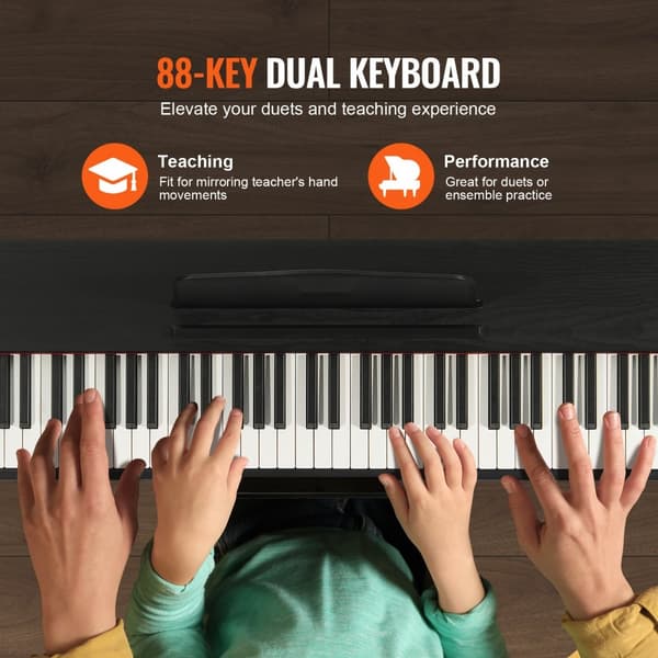 88-tasters fuldt vægtet digital klaver med dobbelt keyboardskab og justerbar bænk, ideel til musikere og koncertbrug.