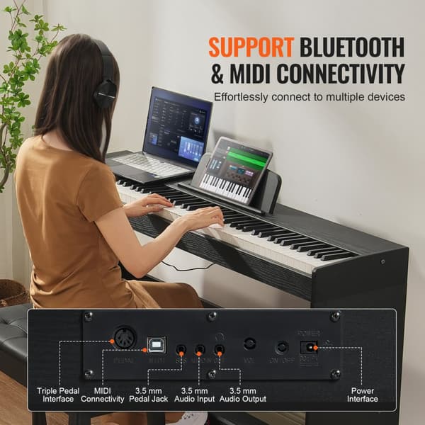 88-tasters fuldt vægtet digital klaver med dobbelt keyboardskab og justerbar bænk, ideel til musikere og koncertbrug.