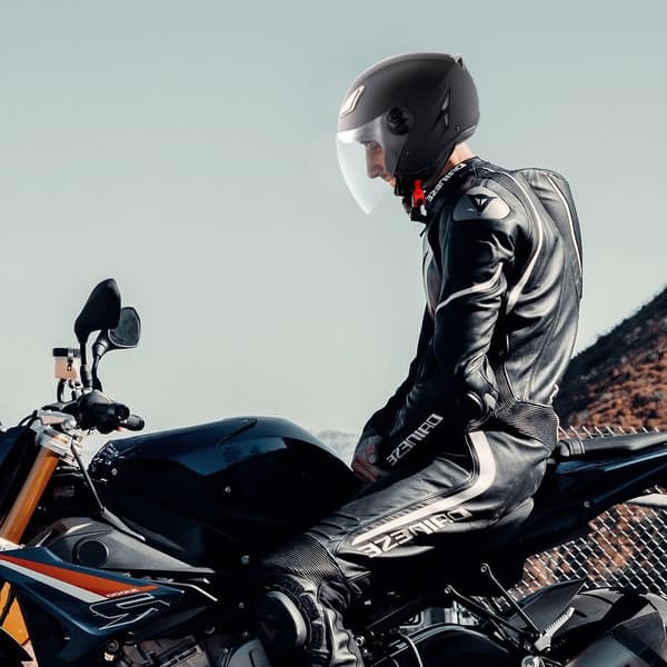 3/4 ansiktsmotorcykelhjälm, Motocrosshjälm, med Bluetooth-kommunikationsfunktioner