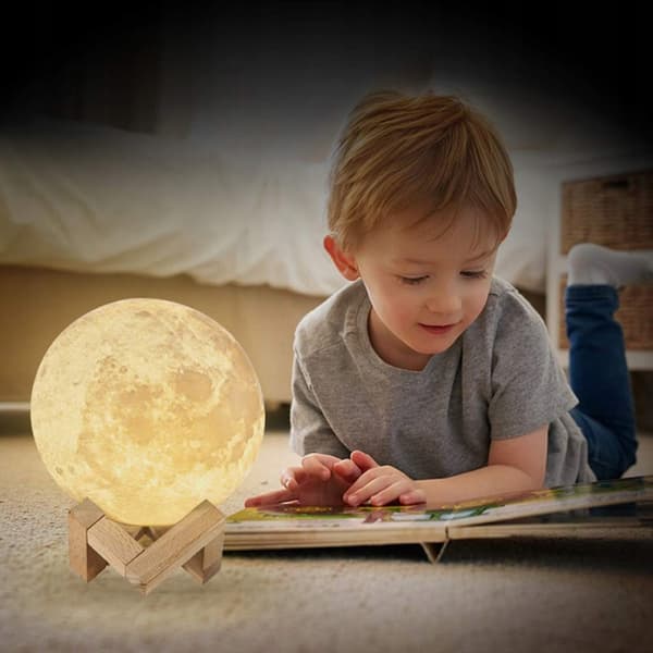 Natlampe MOON 3D månelys SPHERE til skab med stativ USB base
