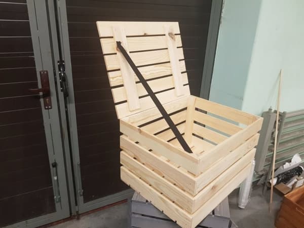 Trækasse med låg 50x40x30 stamme