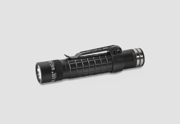 Maglite TRM4RE4, Musta, Alumiini, Painikkeet, 2 m, IPX4, National Tactical Officers Association musta