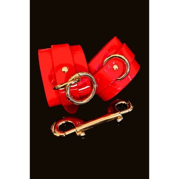 Hihansuut Kinky Diva Red