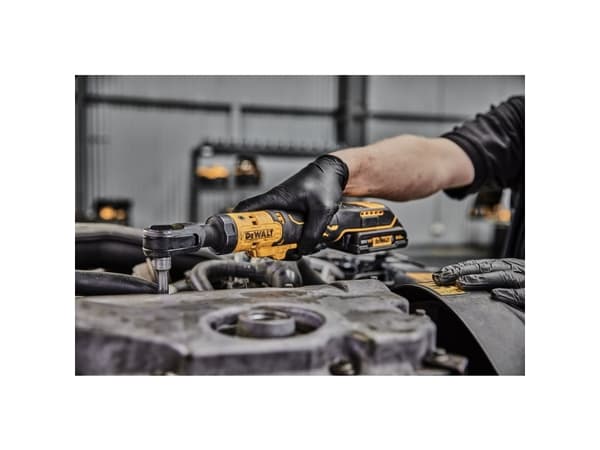 DeWALT DCF513N-XJ, 185 mm, 2,5 kg, 370 mm, 1 kpl