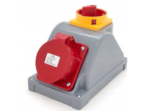 ELS Elektrotechnika Fast kombiuttag 32A/5P + huvudströmbrytare, ELS Elektrotechnika, N001TRG