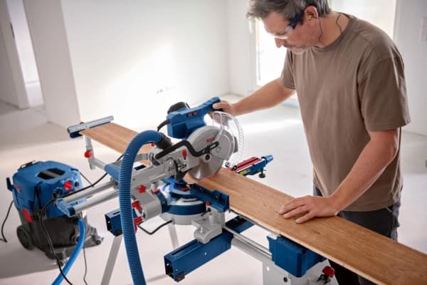 Bosch GCM 305-216 D kapsåg GCM 305-216 D
