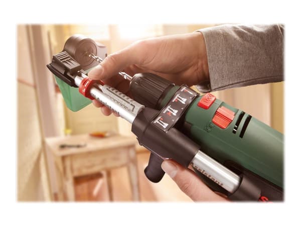 Bosch UniversalImpact 700 - Hammerbor/driver - 701 W - nøkkelfri borhylse - 17 N·m