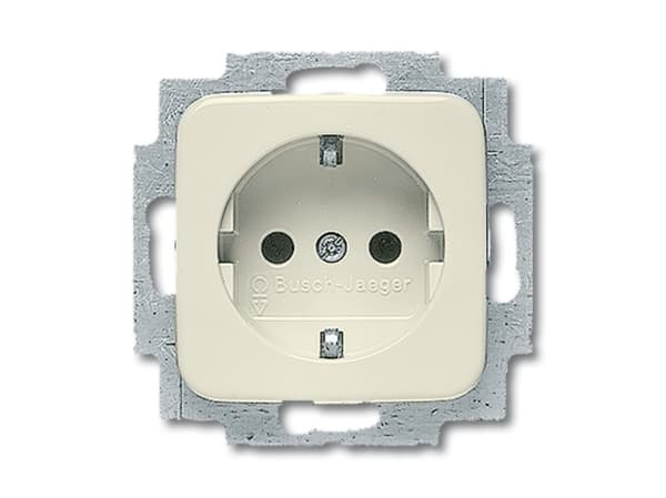 Busch-Jaeger 2011-0-1318, CEE 7/3, 2P+E, Hvid, 250 V, 16 A, 71 mm
