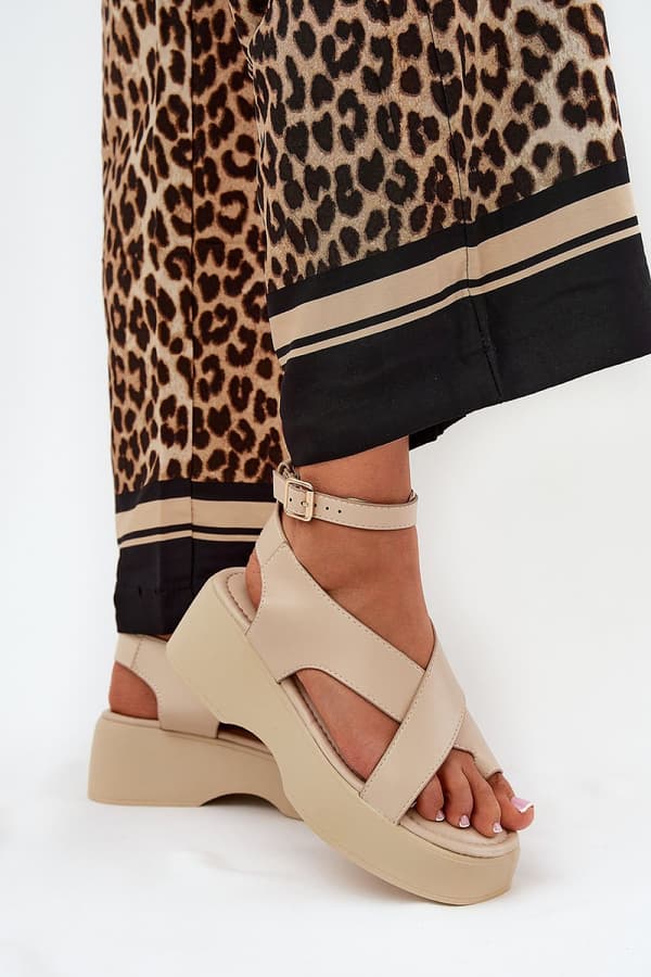 Sandals model 209889 Step in style