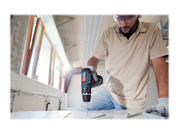 Bosch GSR 12-2-LI, pistoolikahvallinen porakone, avaimeton, 1,9 cm, 1 cm, 30 Nm, 7 mm