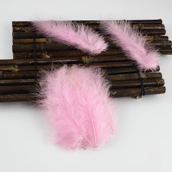 INF 100 kpl Fluffy Marabou -höyheniä askarteluihin Unelmiesi
