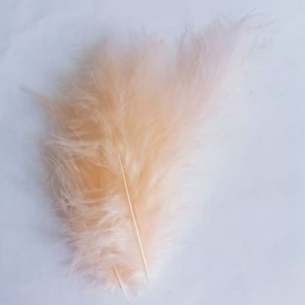 INF 100 kpl Fluffy Marabou -höyheniä askarteluihin Unelmiesi