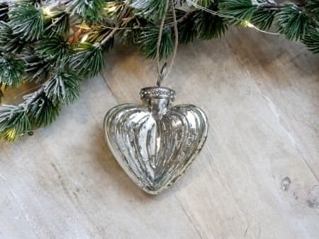 Heart for hanging with décor and simili