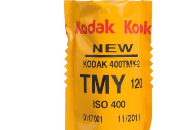 Kodak TMY 120 T-Max 400, USA, 135 mm, 26 mm, 72 mm, 129 g