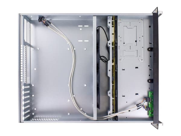 FANTEC SRC-2080X07 - Kan monteras i rack - 2U - SSI CEB - SATA/SAS - hot-swap - eloxiderat aluminium, silvereloxiderad aluminium - USB