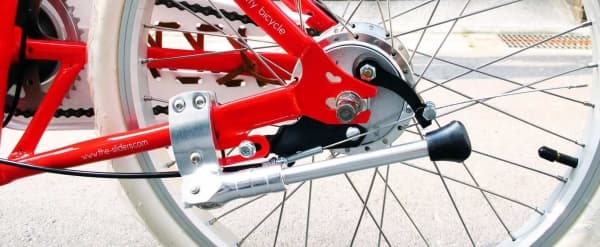 The-sliders Metro Red tasteful and comfortable, foldable bike, 2-in-1 scooter