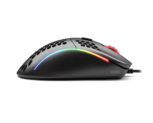 Model D Gaming Mus Sort