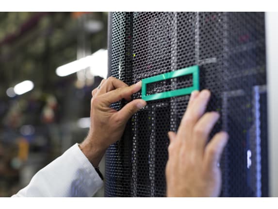 HPE Premium 6 SAS/SATA + 2 NVMe or 8 SAS/SATA Bay Kit - Lagringsdrevhylse - 2.5" - SATA 6Gb/s / SAS 12Gb/s / PCIe - for Nimble Storage dHCI Large Sol
