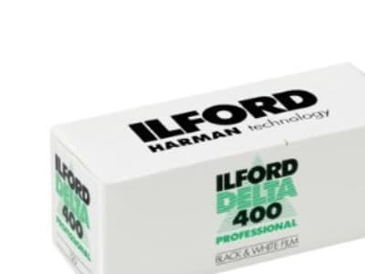 Ilford Delta 400 Professional - Film för svartvita foton - 120 (6 cm) - ISO 400