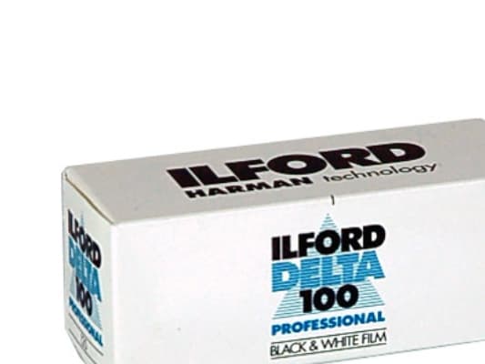 Ilford Delta 100 Professional - Film för svartvita foton - 120 (6 cm) - ISO 100