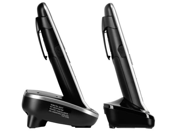 Panasonic KX-TGJ322, DECT-telefon, högtalartelefon, 250 poster, namn och visningsnummer, textmeddelanden (SMS), svart. Telefonprodukten fungerar inte