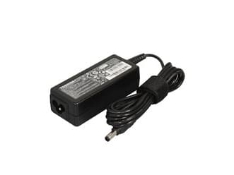 Toshiba P000568360, Sisätila, 45 W, Musta musta