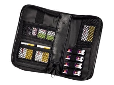 Hama Universal Card Case - Tegnebog til kort - kapacitet: 4 multimediekort, 4 SmartMedia kort, 4 Memory Stick kort, 4 SD hukommelseskort, 4 CompactFl