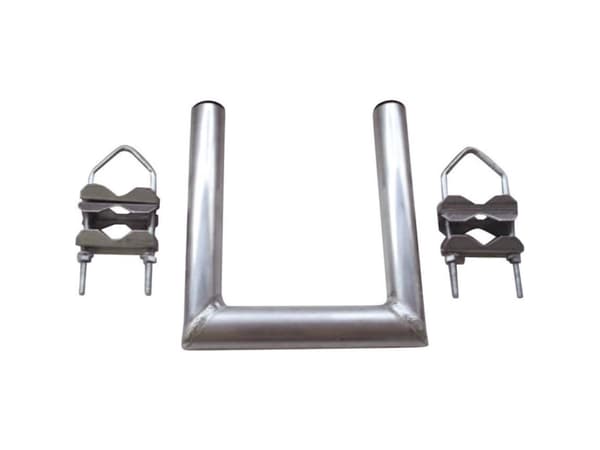 Universal mast holder for LTE antennas