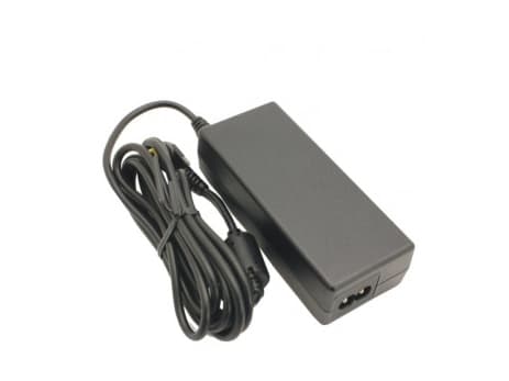 Fujitsu - Strömadapter - 65 Watt - för LIFEBOOK A556, A556/G Svart