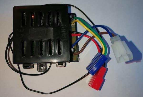 RC 27Mhz ohjauslaatikko 12v (lajitelma)