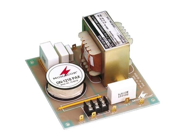 Monacor DN-1218PAX, Komponentin vaihto, 2-suuntainen järjestelmäs, 600 W, 8 O, 2500 Hz, 18 dB