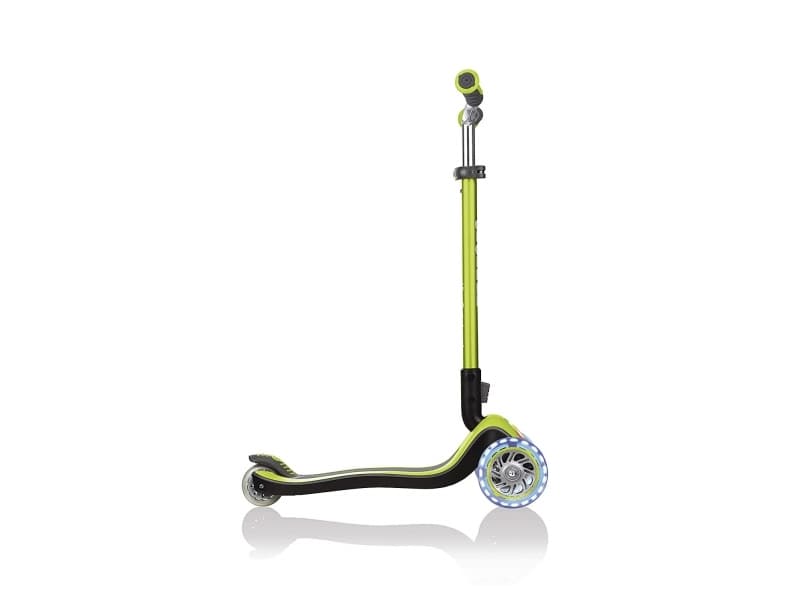 Globber Elite Prime with light roles and flashlight 444-806