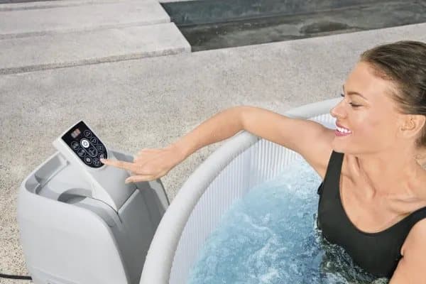 Lay-Z-Spa® Vancouver AirJet Plus - 1.55m x 60cm norsk godkjent støpsel