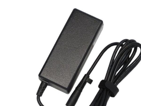 HP Smart - Strömadapter - AC 100-240 V - 65 Watt - för Presario CQ20; HP 2133, 2140, G72; Pavilion Laptop dv4, dv6