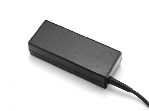 HP - Strömadapter