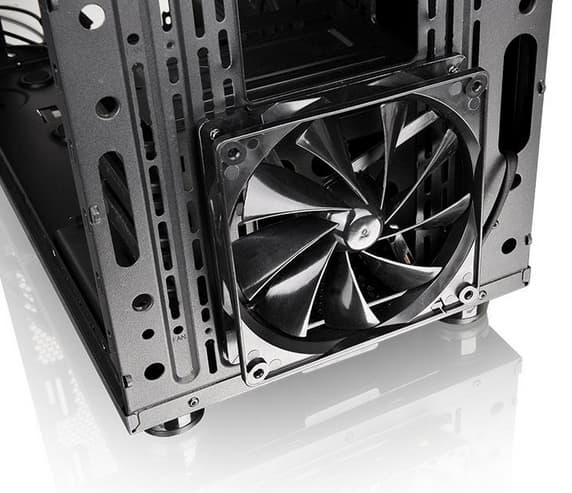 Thermaltake Suppressor F31 - Tempered Glass Edition - tower - ATX - genomskinlig sidopanel - ingen strömförsörjning (PS/2) - svart - USB/ljud