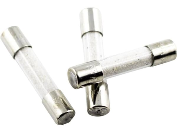 ESKA 556016 Korkeajännitesulake (Ø x L) 8 mm x 40 mm 0,8 A 500 V Sisältö 1 kpl