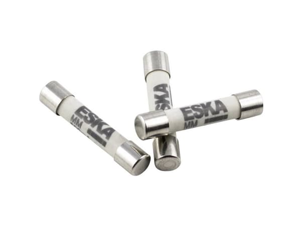 ESKA 632.413 Yleismittarin sulake (Ø x L) 6,3 mm x 32 mm 0,4 A 1000 V Superfast -FF- Sisältö 1 kpl