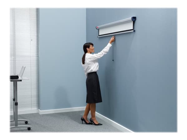 NOBO - Projeksjonsskjerm - veggmonterbar - 71" (181 cm) - 4:3 - Matte White