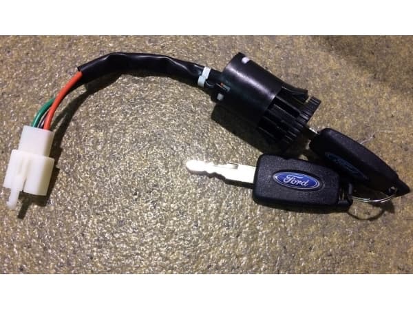 Sytytyslukko avaimella Ford Ranger F650 4x4:ään
