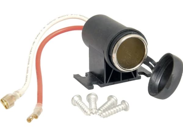 HP Autotarvikkeet Autopistorasia pinta-asennettuna D:llä. 12 V, 24 V 15 A