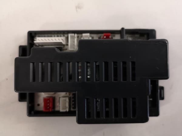 RC 2.4G ohjauslaatikko paloauton sähköautolle
