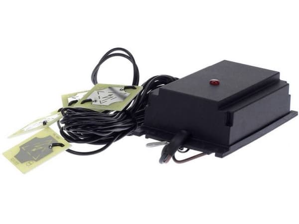 HP Autozubehör 10106 Mårbekæmpelse Korkeajännitelevyillä 12 V 1 kpl 1 kpl