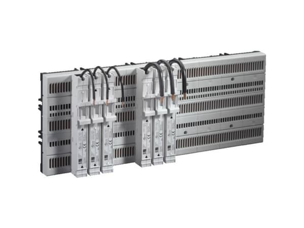 Rittal-laitesovitin 16 A AWG 14 1-napainen L2 RiLine Comp (9635372)