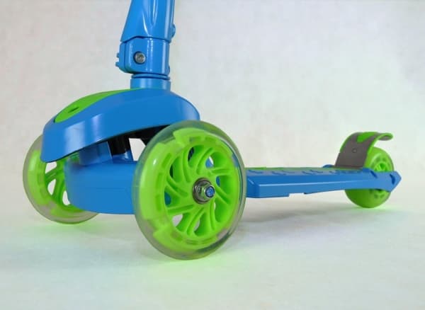 Milly Mally Magic sparkcykel för barn, blågrön