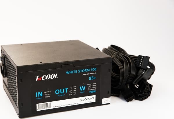 1stCOOL White Storm 700W strømforsyning (ECP-700A-14-85)