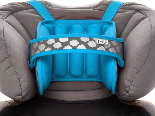 NapUp Headband in the car seat - blue
