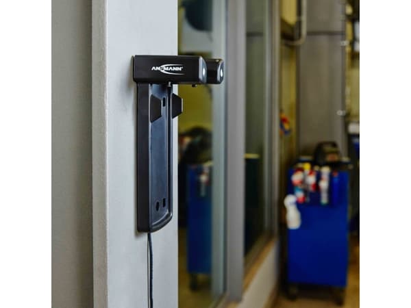Ansmann 1600-0055, Käsikokoinen taskulamppu, Musta, 5 W, Litium, 4400 mAh, 3,6 V